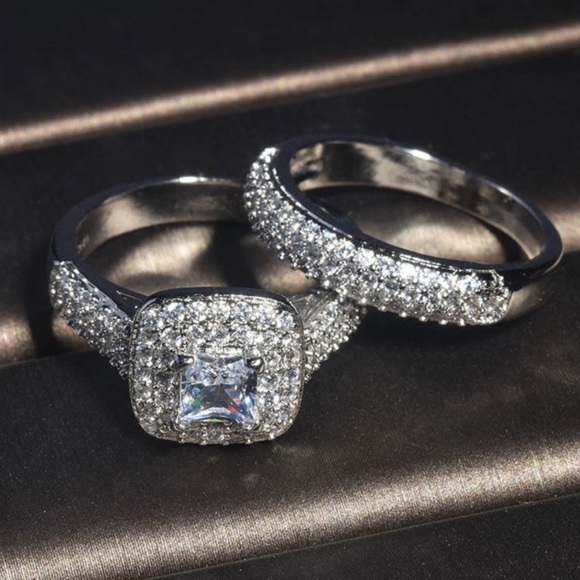 💍NEW 925 STERLING SILVER PRINCESS HALO RING SET💍 - Picture 5 of 8